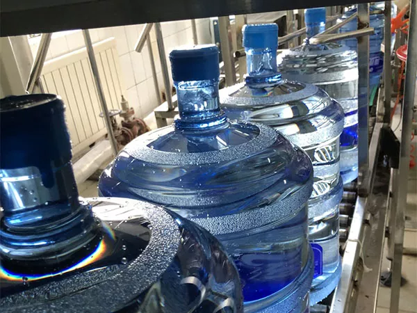 桶装水生产线